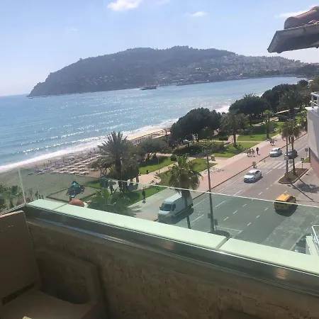 Wien Star Hotel, Adults Only אלאניה